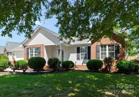 1517 Battle Ln, Monroe, NC 28110