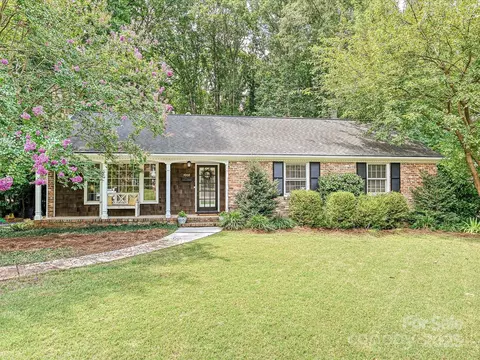 4008 Sulkirk Rd, Charlotte, NC 28210