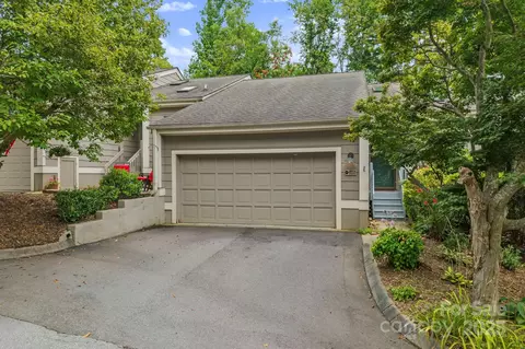 105 Beaver Ridge Rd, Asheville, NC 28804
