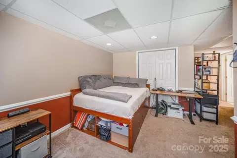 Bedroom - 5345 Dentons Chapel Rd, Morganton, NC 28655 photo 2 of 5