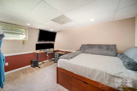 Bedroom - 5345 Dentons Chapel Rd, Morganton, NC 28655 photo 1 of 5