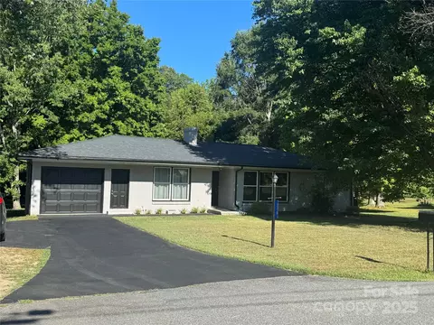 210 Ruth St, Rockwell, NC 28138