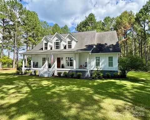 395 New Cut Rd, Edgefield, SC 29824