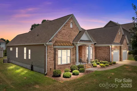 955 Brookdale 436 Ln #436, Stanley, NC 28164