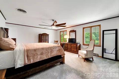 Bedroom - 181 Fisher Creek Rd, Sylva, NC 28779 photo 5 of 7