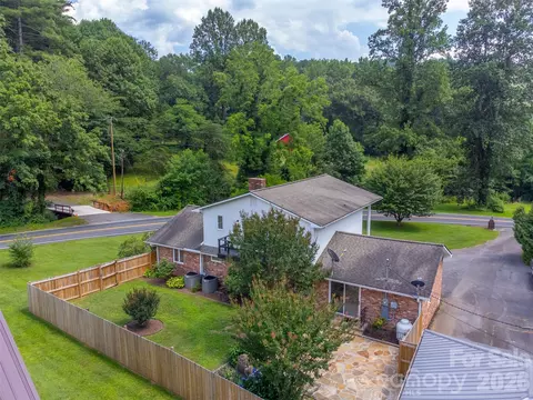 Exterior - 181 Fisher Creek Rd, Sylva, NC 28779 photo 11 of 14