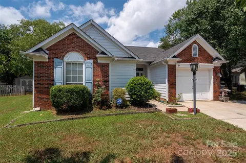 12005 Presnell Pl, Charlotte, NC 28273