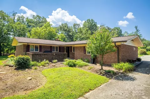 4620 Montclaire Ave, Morganton, NC 28655