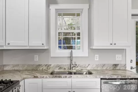 235 Olivet Ln, Fletcher, NC 28732 photo 14
