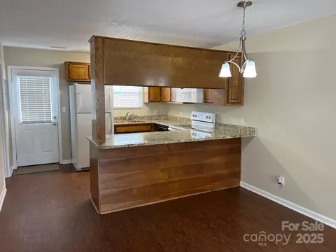 Kitchen - 102 Brandywine Ne Dr NE, Conover, NC 28613 photo 3 of 3