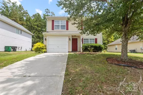 632 Pawley Dr, Charlotte, NC 28214