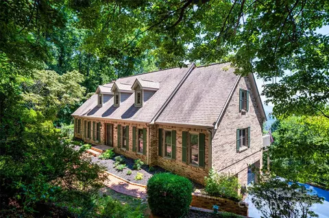 1104 High Vista Dr, Mills River, NC 28759