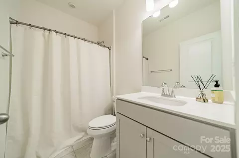 558 Red Wolf Ln, Clover, SC 29710 photo 12