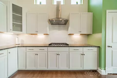 558 Red Wolf Ln, Clover, SC 29710 photo 7