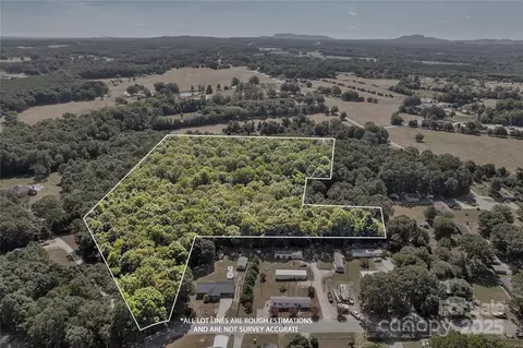 114 Wave Rd, Kings Mountain, NC 28086