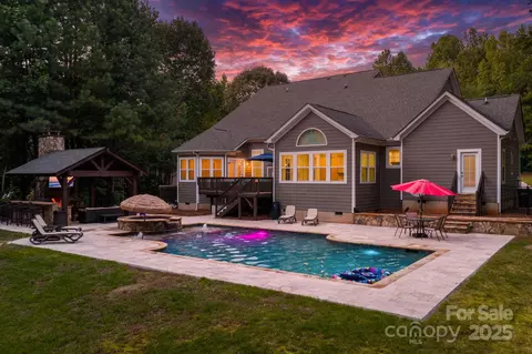 147 Ashmore Cir, Troutman, NC 28166