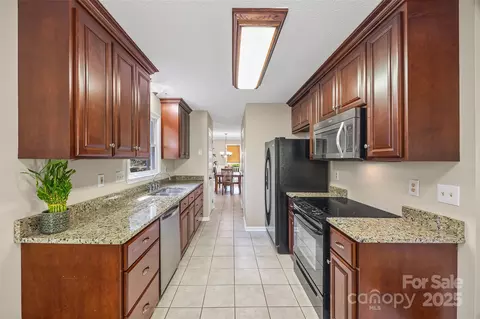 12082 Spinnaker Dr, Tega Cay, SC 29708 photo 11