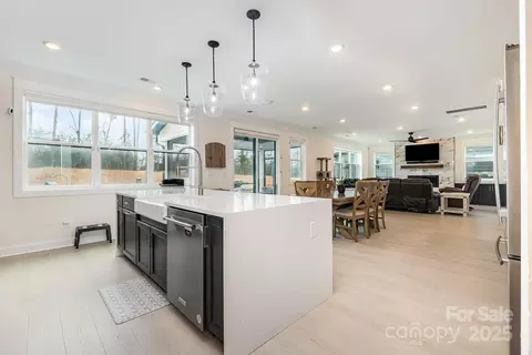 Kitchen - 123 Windy Dell Dr, Tega Cay, SC 29708 photo 2 of 3