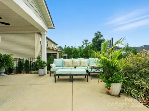 Exterior - 2033 Folkstone Ln, Lancaster, SC 29720 photo 6 of 10