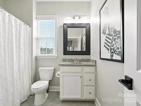 Bath - 2033 Folkstone Ln, Lancaster, SC 29720 photo 4 of 5