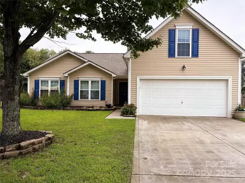 129 Bosburg Dr, Mooresville, NC 28115