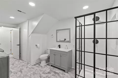 Bath - 190 Dogwood Forest Loop, Harmony, NC 28634 photo 6 of 6