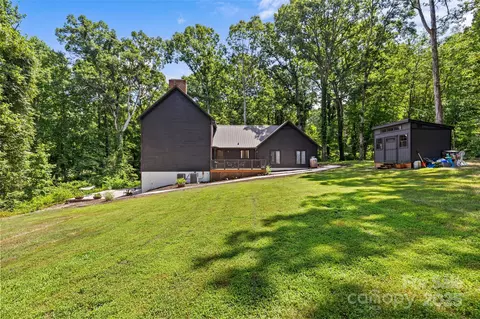 Exterior - 190 Dogwood Forest Loop, Harmony, NC 28634 photo 7 of 8