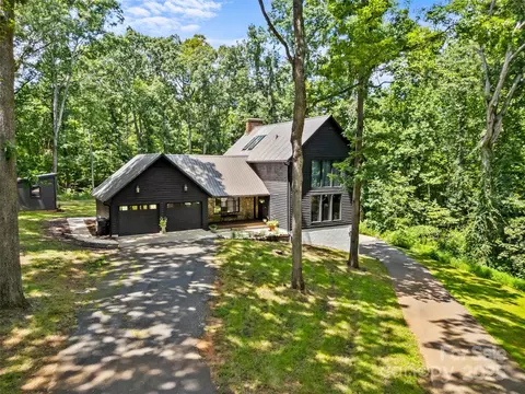 Exterior - 190 Dogwood Forest Loop, Harmony, NC 28634 photo 6 of 8