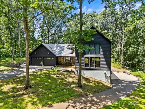 Exterior - 190 Dogwood Forest Loop, Harmony, NC 28634 photo 2 of 8