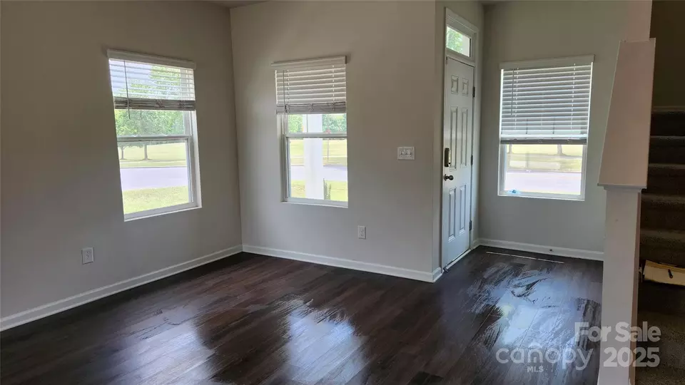 Living - 14727 Choate Cir, Charlotte, NC 28273 photo 2 of 2