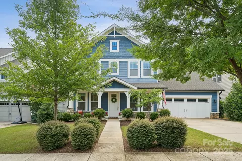 908 Elderberry Ln, Clover, SC 29710