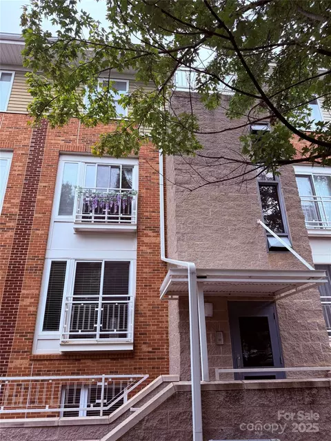 3631 Warp St, Charlotte, NC 28205