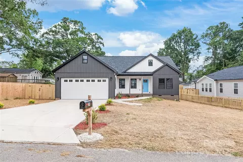 19 Lakewood Nw Ct NW, Concord, NC 28027
