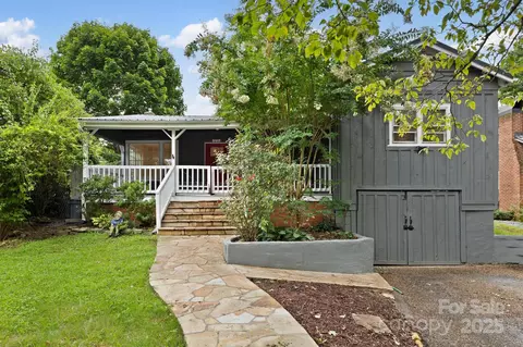 21 Maple St, Brevard, NC 28712