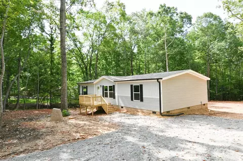 1141 Mountain Brook Dr, Clover, SC 29710