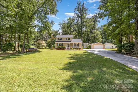 145 Willow Dr, Salisbury, NC 28146