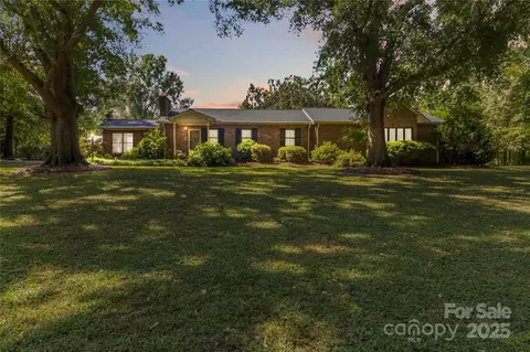 2880 Legion Rd, Smyrna, SC 29743