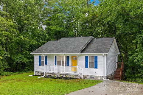 117 Sir Lancelot Ln, Kings Mountain, NC 28086