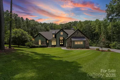 133 Wolf Hill Dr, Mooresville, NC 28117