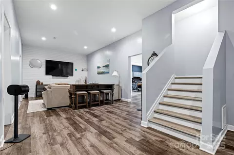 5050 Abbington Way, Belmont, NC 28012
