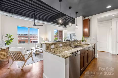 2338 Yadkin 205 Ave #205, Charlotte, NC 28205
