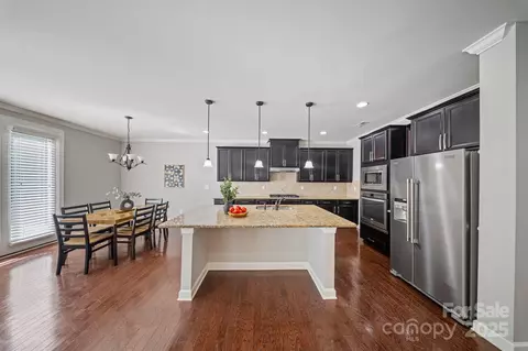 Kitchen - 1433 Cilantro Ct, Tega Cay, SC 29708 photo 2 of 2