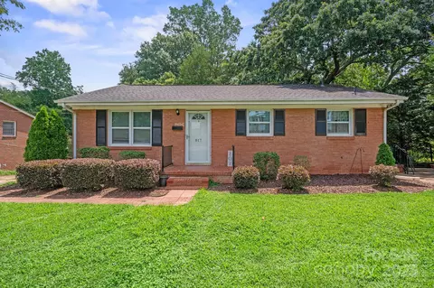 817 Gaston Ave Ext, Belmont, NC 28012