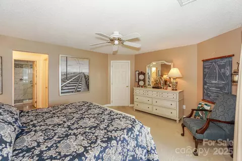 Bedroom - 1238 Torrence Cir, Davidson, NC 28036 photo 3 of 10