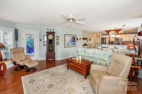 Living - 1238 Torrence Cir, Davidson, NC 28036 photo 3 of 4