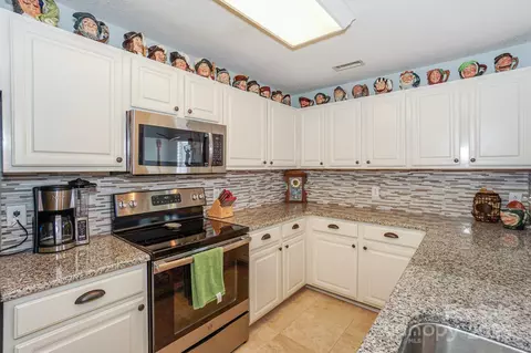 Kitchen - 1238 Torrence Cir, Davidson, NC 28036 photo 1 of 5