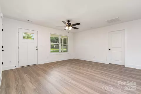 Living - 600 Self St, Cherryville, NC 28021 photo 6 of 6