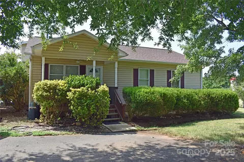 3603 Ritchie Rd, Lincolnton, NC 28092