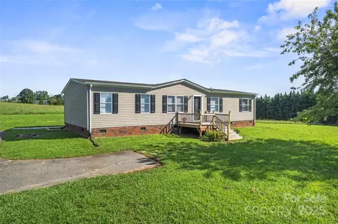 6760 Hildebran View St, Connelly Springs, NC 28612