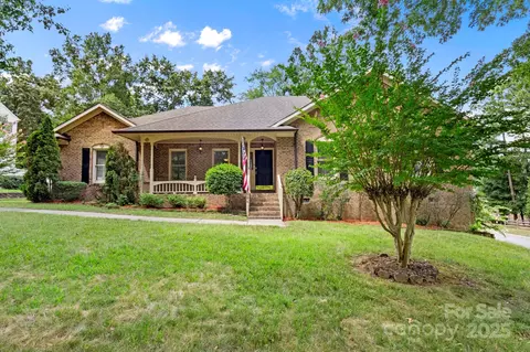 7584 Long Valley Dr, Harrisburg, NC 28075